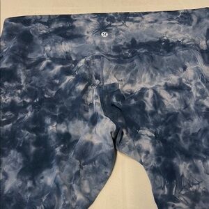 lululemon athletica Blue Gray Tie-Dye Leggings